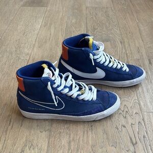 Nike Men’s 10.5 Blazer Mid ‘77 Sneaker 50 Year Swoosh Celebration Sold Out